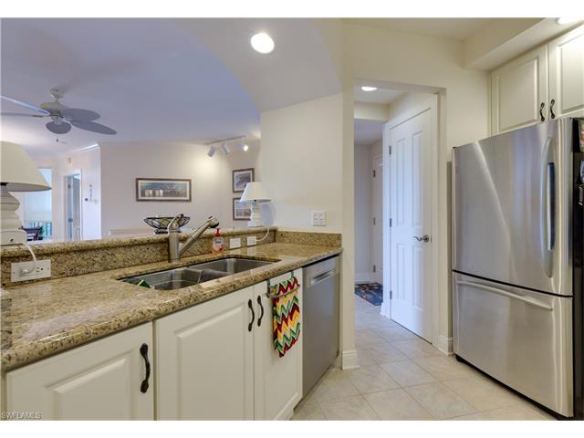 2825 Palm Beach BLVD, Fort Myers, FL 33916