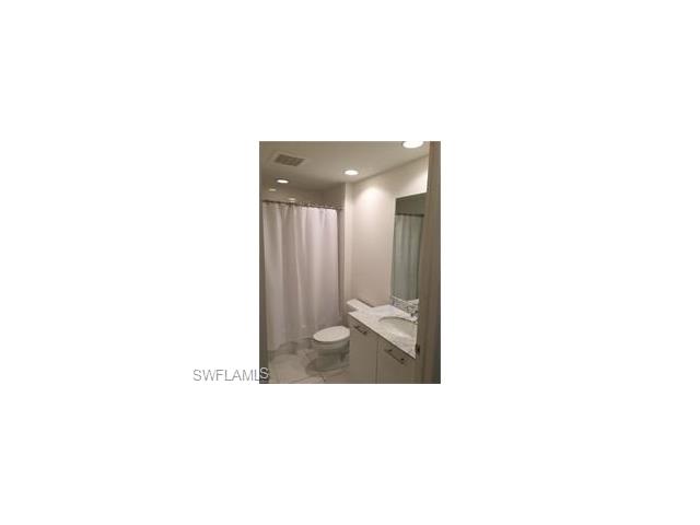 3000 Oasis Grand BLVD, Fort Myers, FL 33916