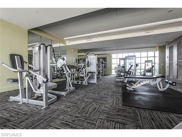 3000 Oasis Grand BLVD, Fort Myers, FL 33916