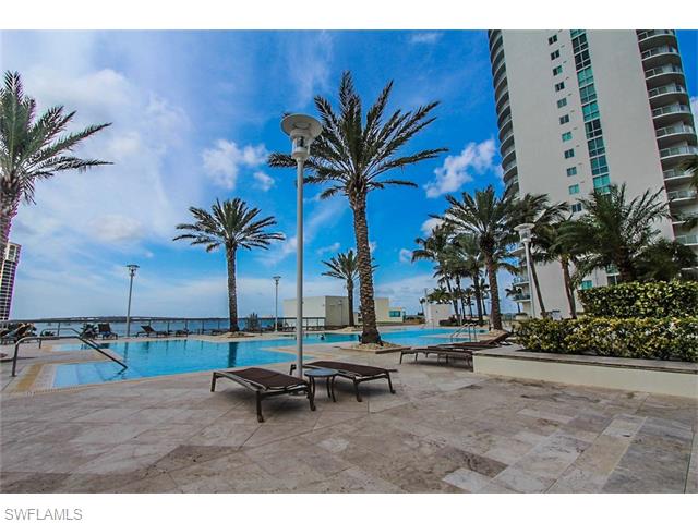 3000 Oasis Grand BLVD, Fort Myers, FL 33916
