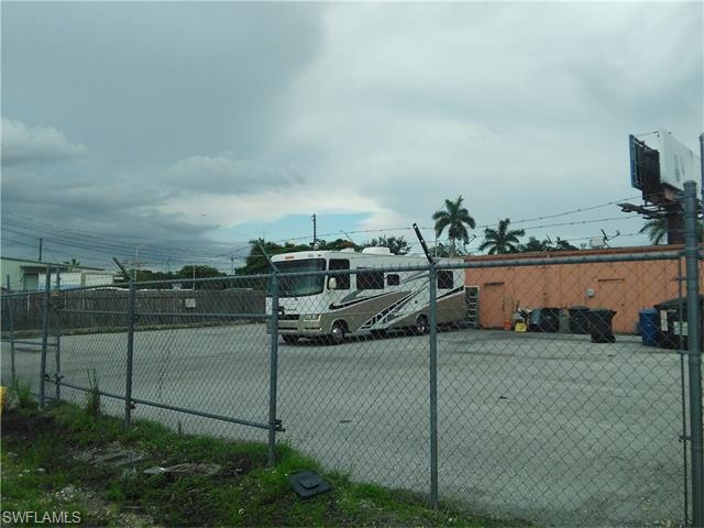 3913 Palm Beach BLVD, Fort Myers, FL 33916