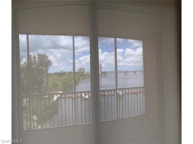 2743 1st ST, Fort Myers, FL 33916
