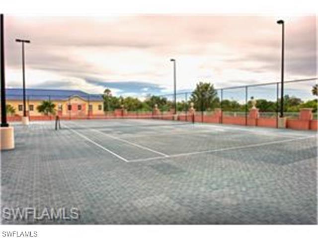 2743 1st ST, Fort Myers, FL 33916