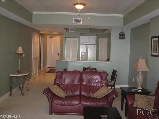 2797 1st ST, Fort Myers, FL 33916