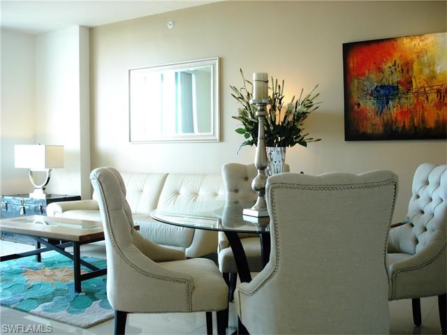 3000 Oasis Grand BLVD, Fort Myers, FL 33916
