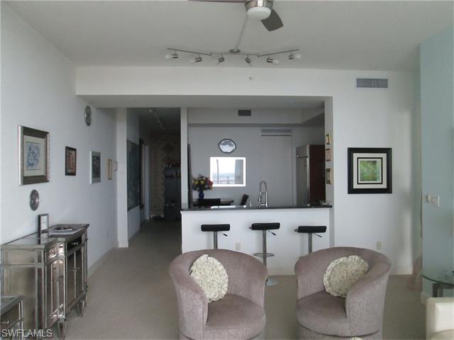 3000 Oasis Grand BLVD, Fort Myers, FL 33916