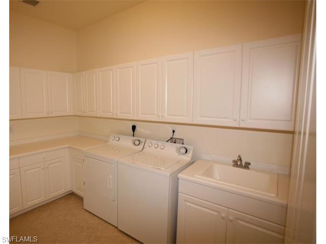2797 1st ST, Fort Myers, FL 33916