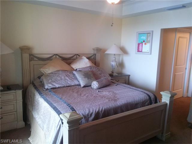 2745 1st ST, Fort Myers, FL 33916