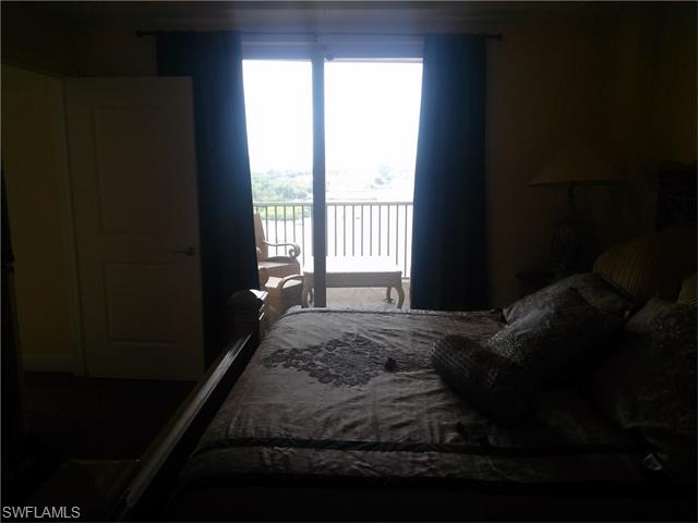 2745 1st ST, Fort Myers, FL 33916
