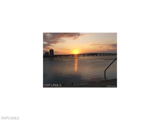 2745 1st ST, Fort Myers, FL 33916