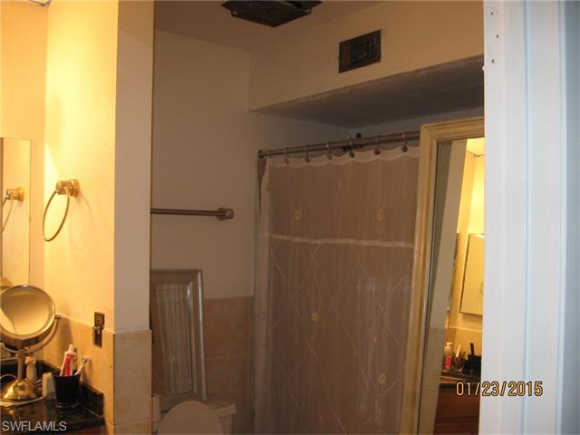 2935 Winkler AVE, Fort Myers, FL 33916