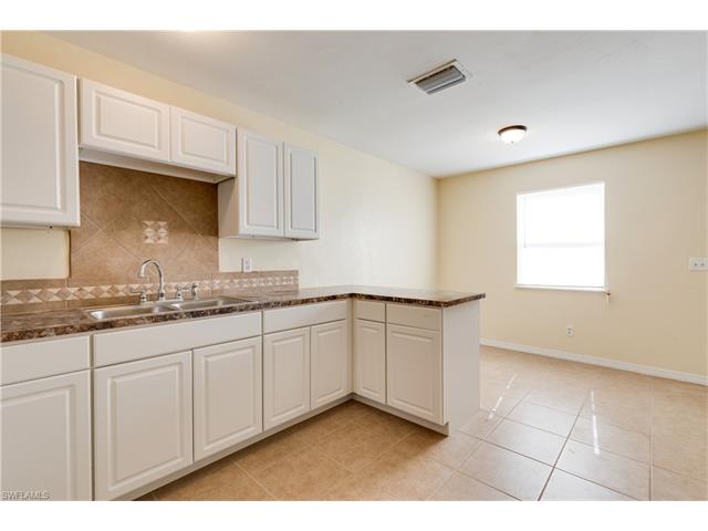 2550 Jean Marie CT, Fort Myers, FL 33916