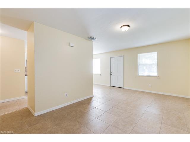 2550 Jean Marie CT, Fort Myers, FL 33916