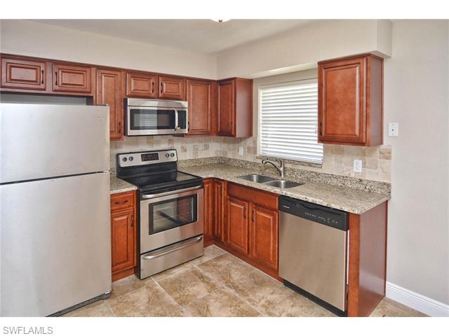 2979 Blount ST, Fort Myers, FL 33916