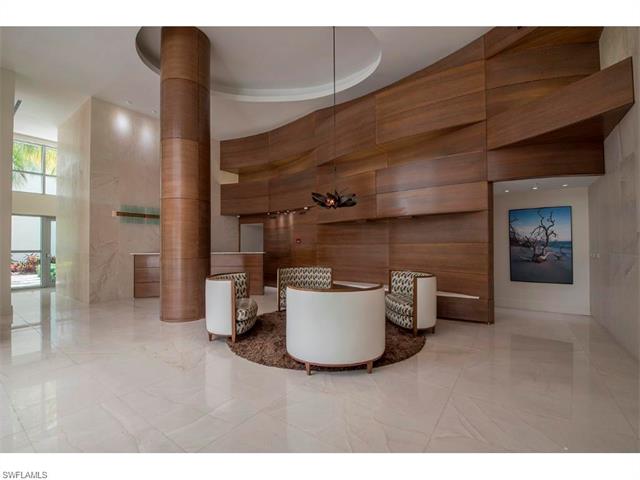 3000 Oasis Grand BLVD, Fort Myers, FL 33916