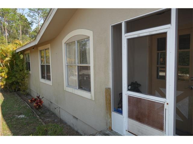 2372 Lakeville DR, North Fort Myers, FL 33917