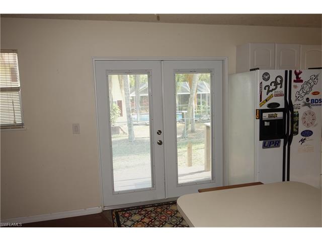 2372 Lakeville DR, North Fort Myers, FL 33917