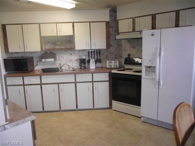 7964 Samville RD, North Fort Myers, FL 33917