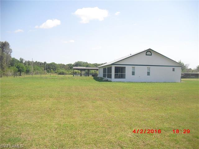 38520 Still LN, North Fort Myers, FL 33917
