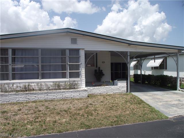 929 Strongbox LN, North Fort Myers, FL 33917