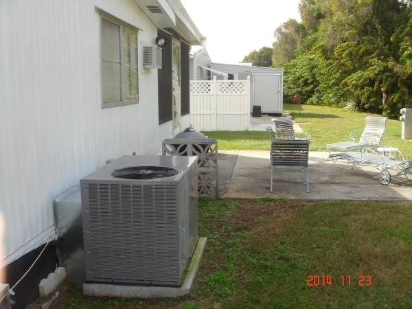 452 Avanti Way Boulevard, N. Fort Myers, FL 33917