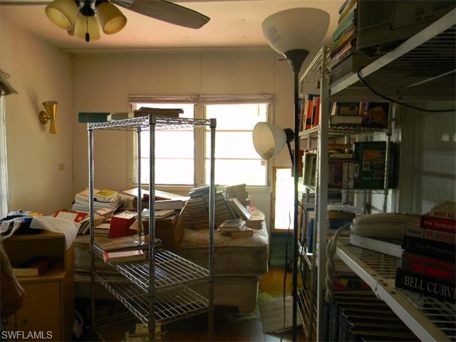 276 Flame LN, North Fort Myers, FL 33917