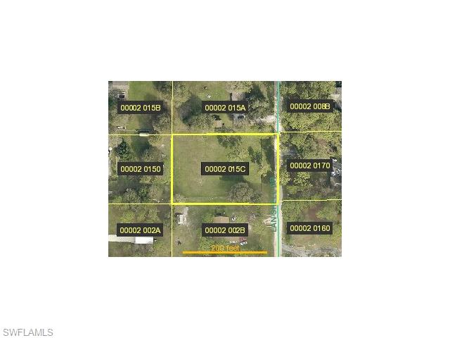 19621 Lan Shell DR, North Fort Myers, FL 33917