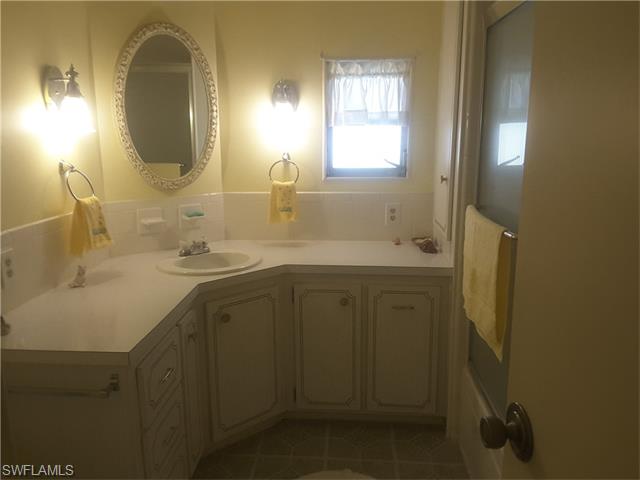 248 Shrub LN N, North Fort Myers, FL 33917