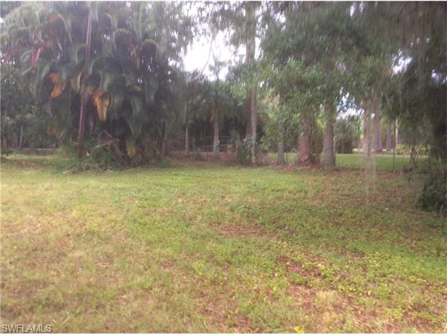 17601 Old Bayshore RD, North Fort Myers, FL 33917