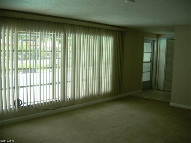 1020 Ione DR, Fort Myers, FL 33919