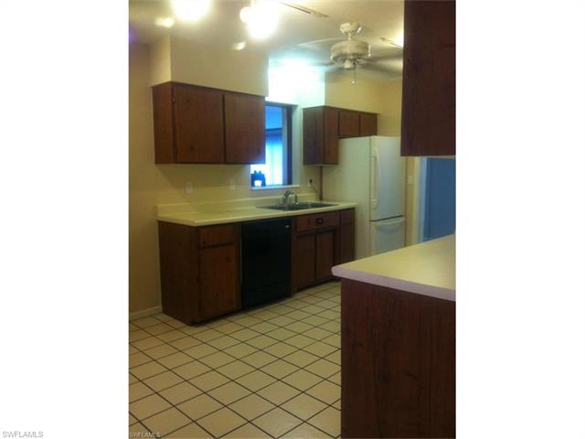 1020 Ione DR, Fort Myers, FL 33919