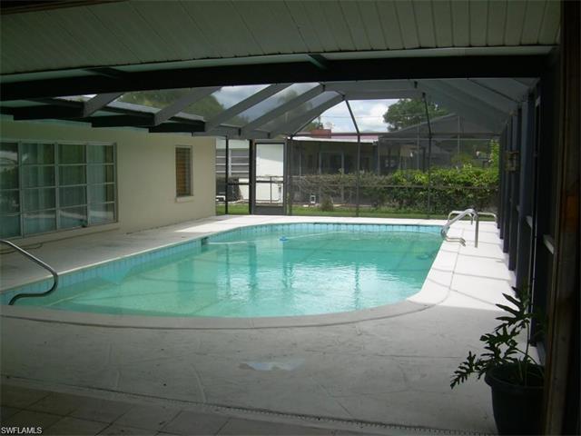 1020 Ione DR, Fort Myers, FL 33919