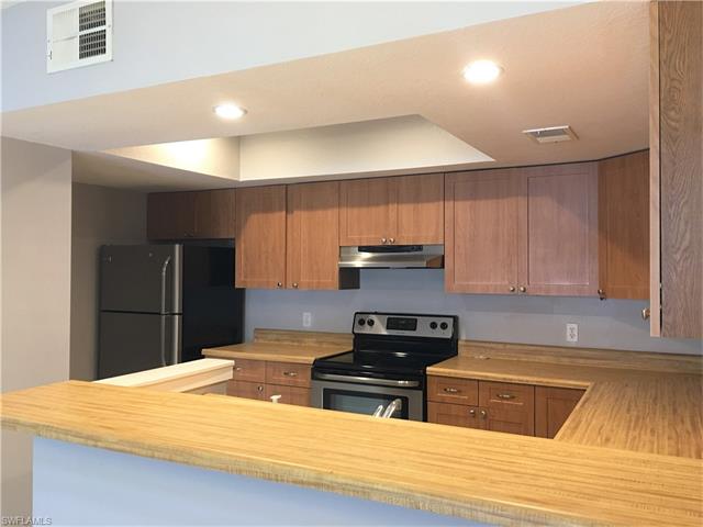8441 N Haven LN, Fort Myers, FL 33919