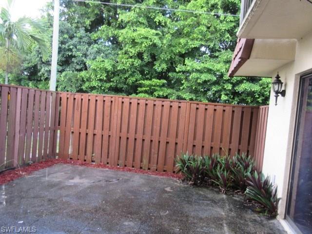 5244 Cedarbend DR, Fort Myers, FL 33919