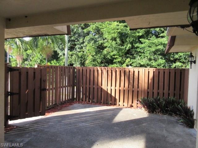 5244 Cedarbend DR, Fort Myers, FL 33919