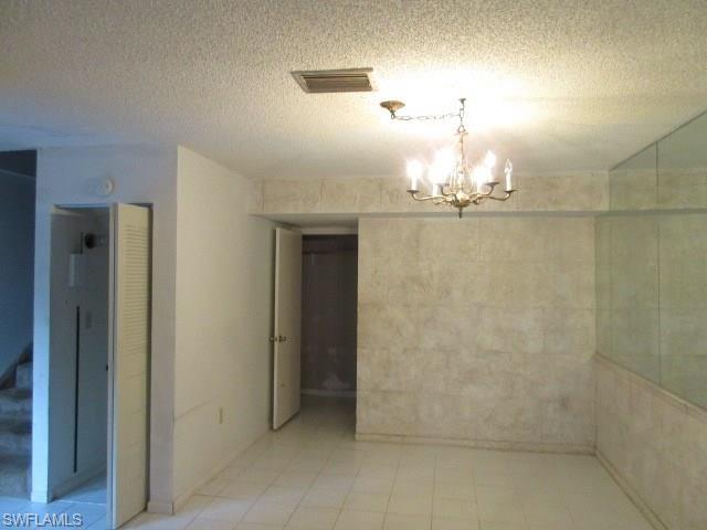 5244 Cedarbend DR, Fort Myers, FL 33919