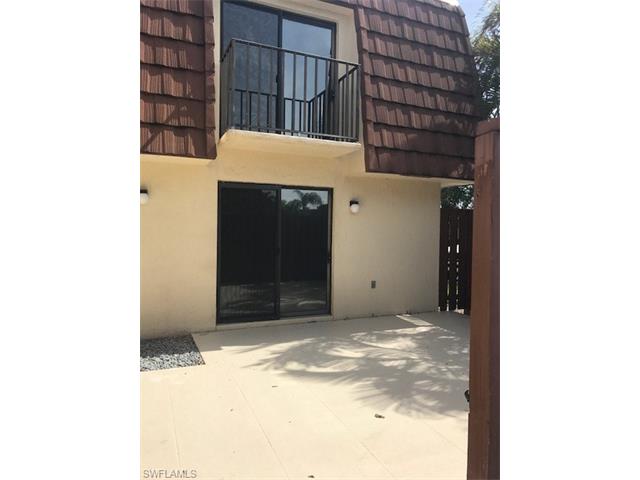 5218 Cedarbend DR, Fort Myers, FL 33919