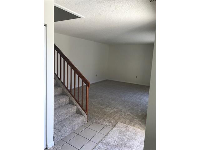 5218 Cedarbend DR, Fort Myers, FL 33919