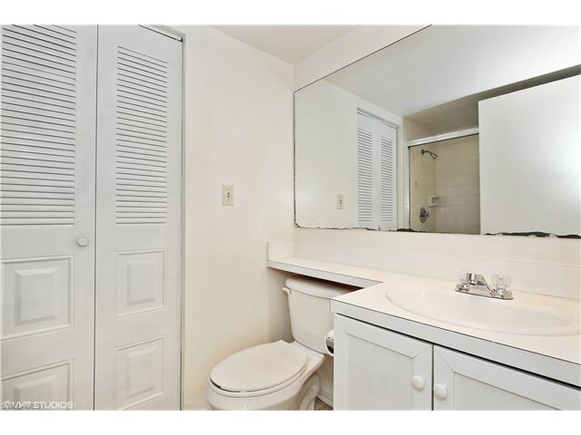 5206Cedarbend Dr, Fort Myers, FL 33919