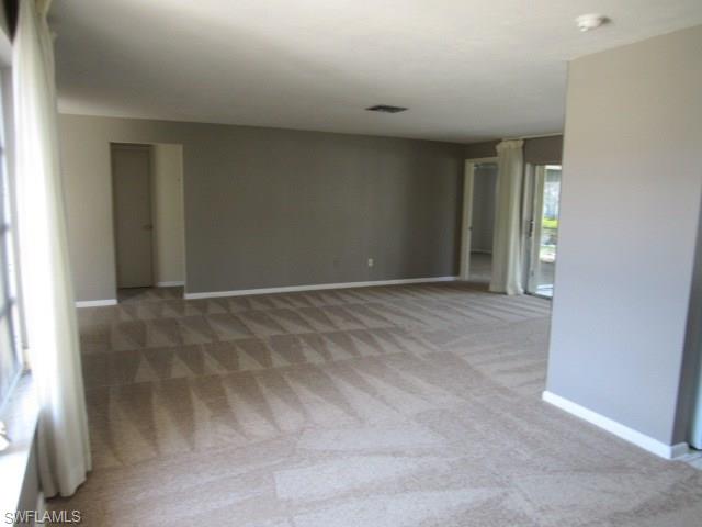 995 Clarellen DR, Fort Myers, FL 33919