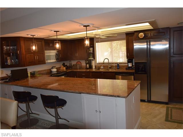 5015 Harbortown LN, Fort Myers, FL 33919