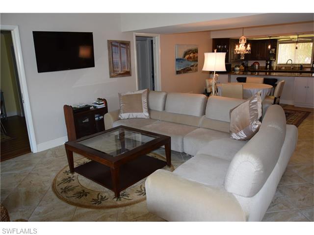 5015 Harbortown LN, Fort Myers, FL 33919