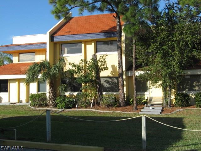 8140 College PKY, Fort Myers, FL 33919