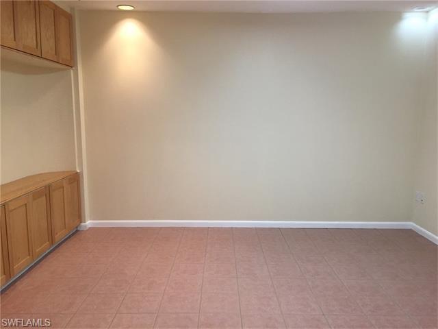 8140 College PKY, Fort Myers, FL 33919