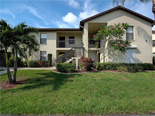 9285 Lake Park DR, Fort Myers, FL 33919