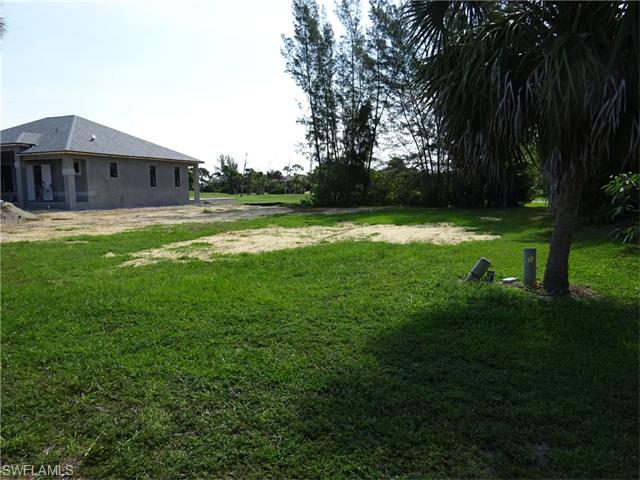14076 Clubhouse DR, Bokeelia, FL 33922