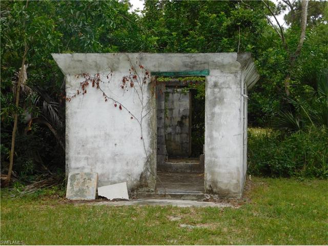 7337 Victory RD, Bokeelia, FL 33922