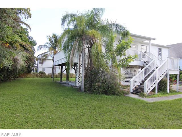 7924 Della Bitta LN, Bokeelia, FL 33922
