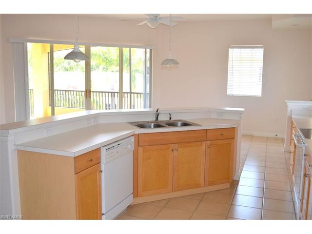 8565 Via Garibaldi CIR, Estero, FL 33928