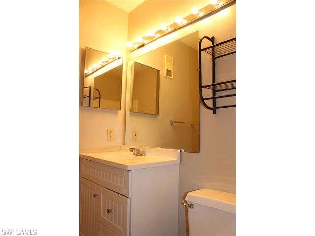 3100 Seasons WAY, Estero, FL 33928